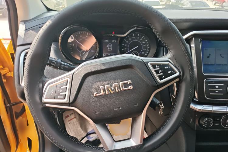 Used JMC Yuhu EV 2022 4x2 LX JX1032PSEF5BEV Steering Wheel