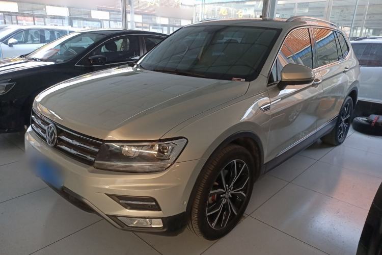 Used Volkswagen Tiguan L 2020 330TSI Automatic Two-Wheel Drive Smart Luxury Edition China VI Standard