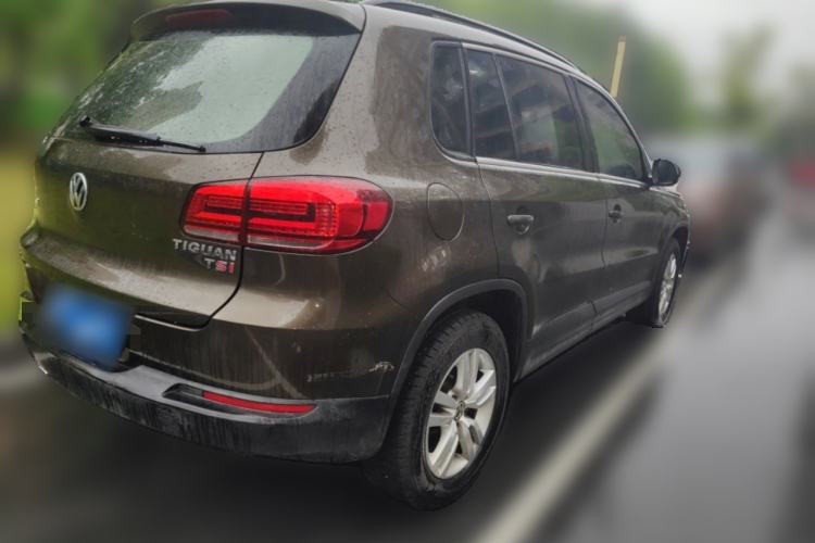 Used Volkswagen Tiguan 2015 1.8TSI Automatic Two-Wheel Drive Trend Edition Rear Right 45 Deg