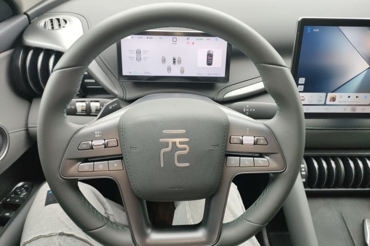 Used BYD Yuan PLUS 2025 Intelligent Driving Version 430 KM – Leading Edition Steering Wheel