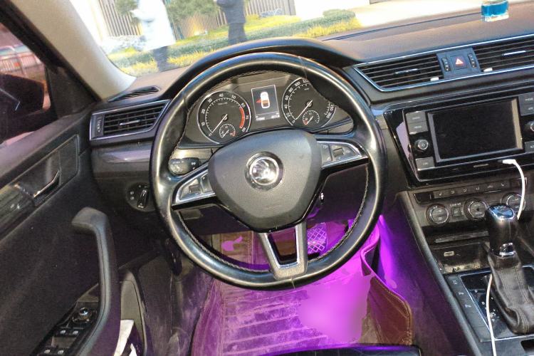 Used Skoda Superb 2016 TSI330 DSG Smart Drive Edition