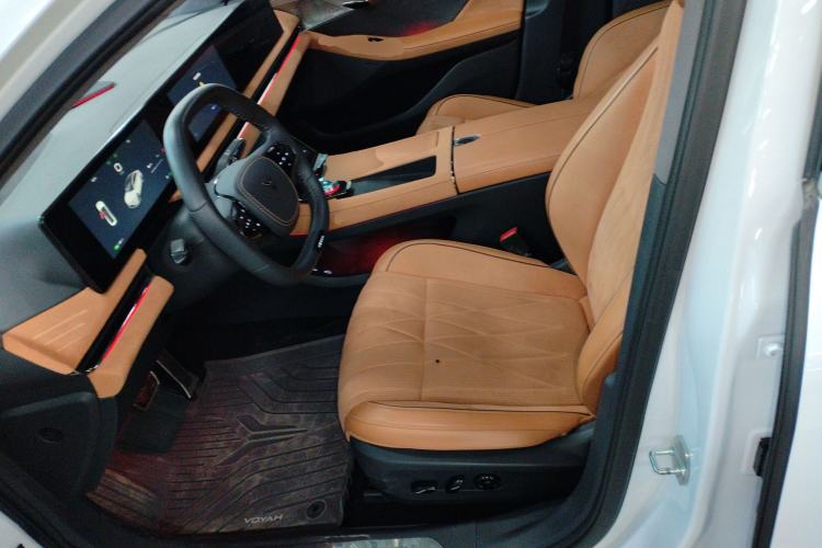 Used VOYAH PASSION 2023 Four-Wheel Drive Long-Range Version