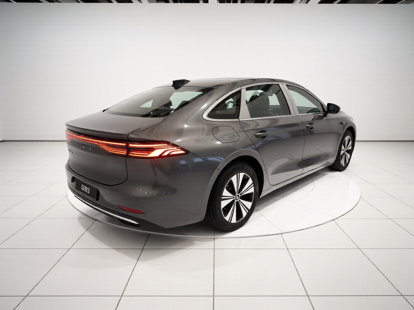 Geely Galaxy A7 2025 Model EM-i 150km Exploration+ Edition — снимка 6