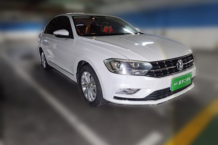 Used Volkswagen Bora 2018 1.5L Automatic Comfort Model Front Right 45 Deg