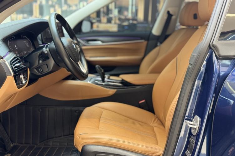 Used BMW 6 Series GT 2021 630i Luxury Design Package