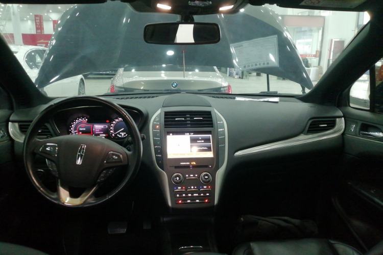 Used Lincoln MKC 2017 2.0T Two-Wheel Drive Deluxe Edition