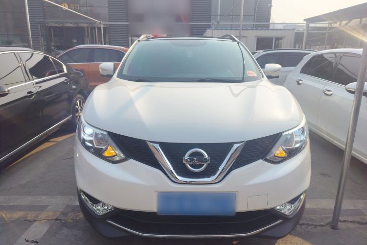 Used Nissan Qashqai 2016 2.0L CVT Luxury Edition
