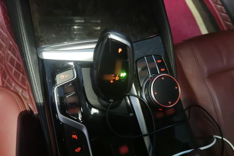 Used BMW 5 Series 2019 530Li Leading Model M Sport Package
