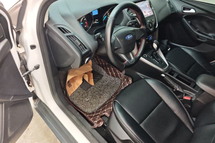 Used Ford Focus 2015 Hatchback 1.6L Automatic Comfort Model