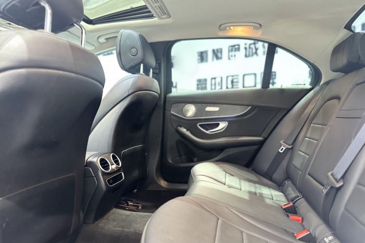 Used Mercedes-Benz C-Class 2021 C 200 L Fashion Edition Sport Version Interior 4