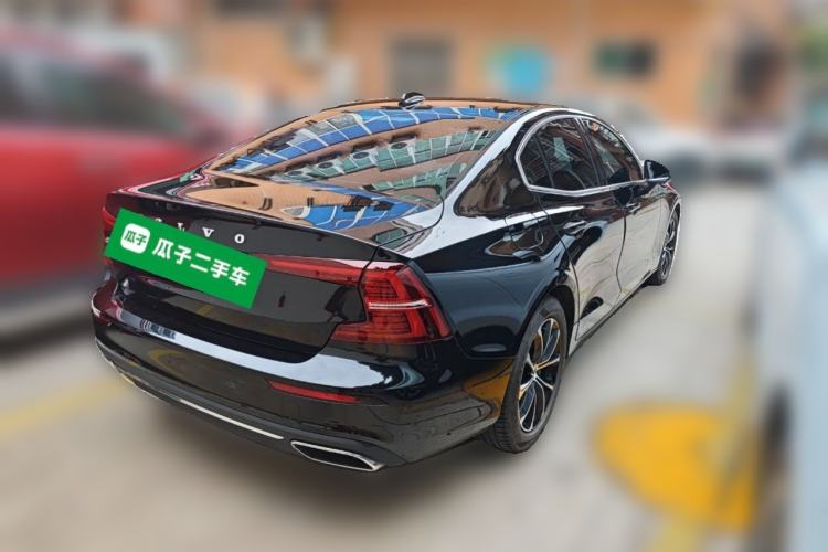 Used Volvo S60 2022 B4 Zhiyi Luxury Edition