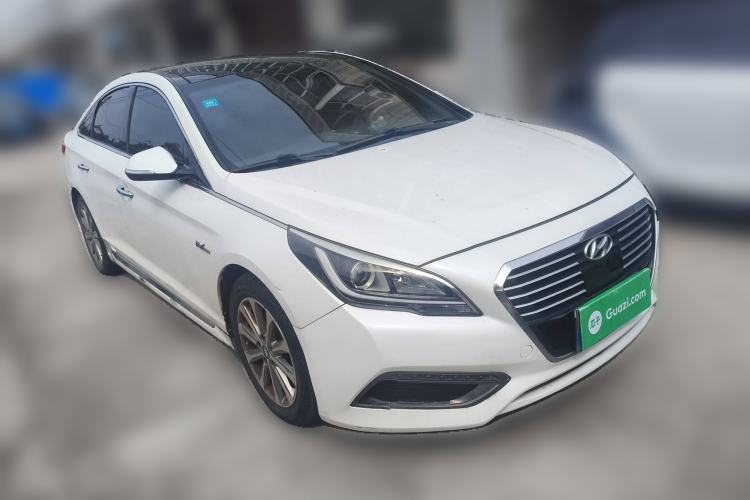 Used Hyundai Sonata 2017 1.6T GLS Smart Model Front Right 45 Deg