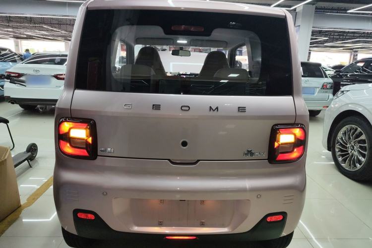 Used Geely Galaxy Panda 2023 Panda Mini 200km Endurance Bear