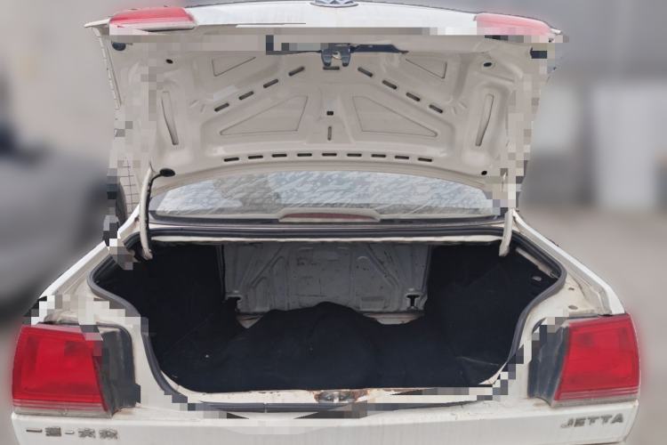 Used Volkswagen Jetta 2010 1.6L Partner
