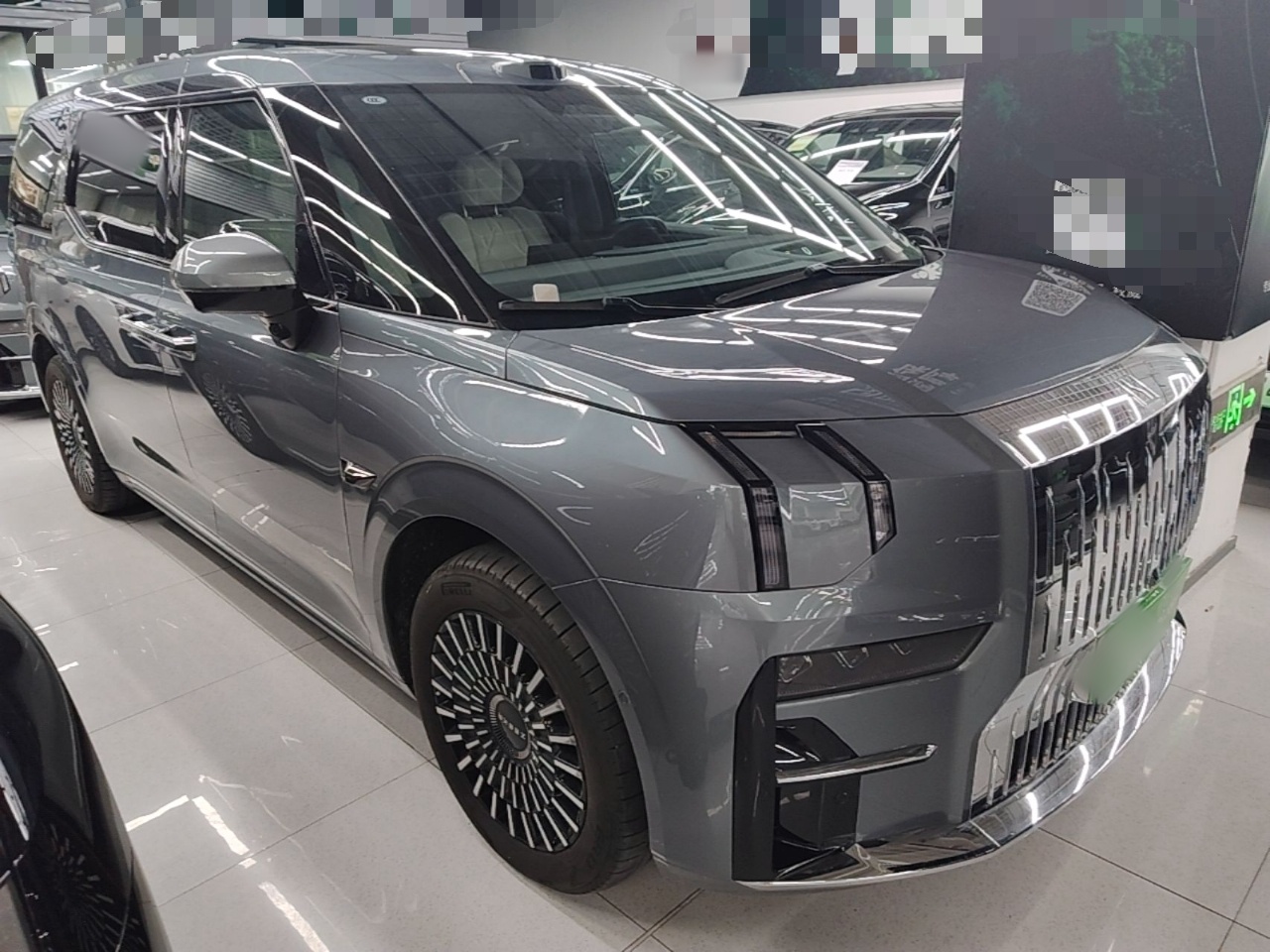 Zeekr 009 2024 Six-Seat Executive Version 4WD 108 kWh — снимка 3