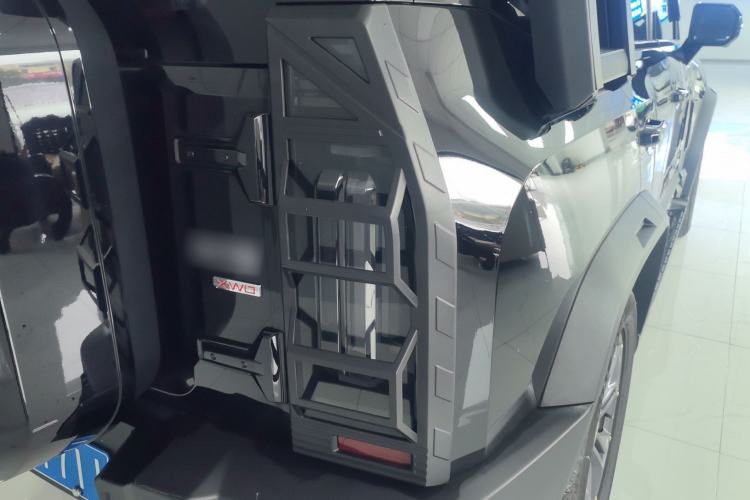 Used JETOUR Traveler 2024 2.0T All-Wheel-Drive CrossPRO Entertainment Edition Right Rear Taillight