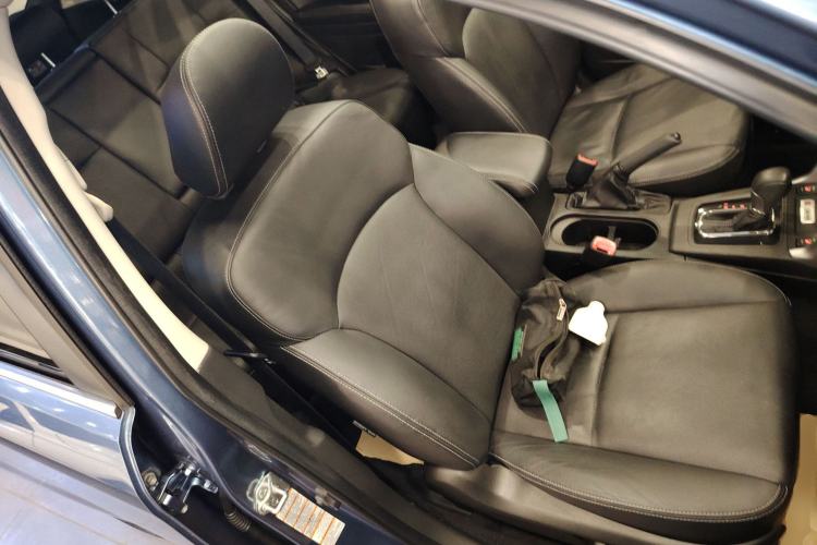 Used Subaru Forester 2013 2.5i Automatic Luxury Edition
