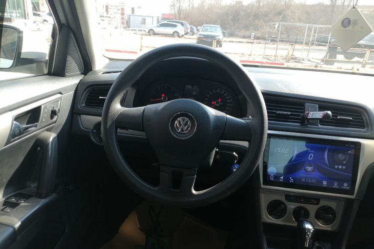 Used Volkswagen Lavida 2017 1.6L Automatic Comfort Edition Steering Wheel