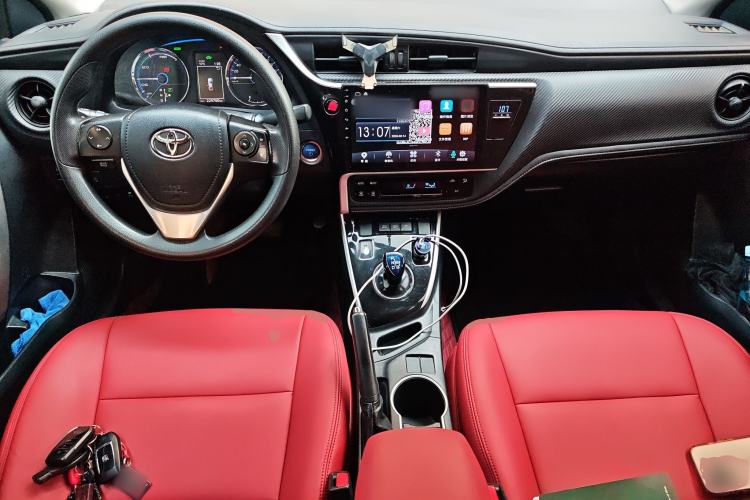 Used Toyota Levin Hybrid E+ 2019 1.8L PH GS E-CVT Elite Edition Center Console