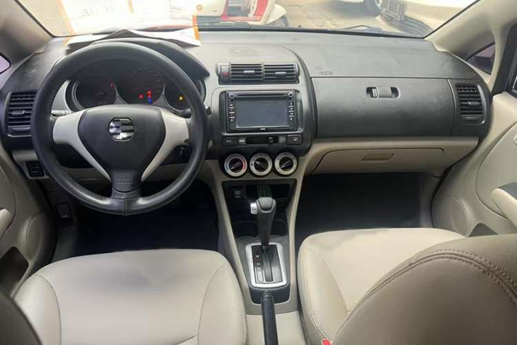 Used Everus S1 2012 1.3L Automatic Comfort Edition