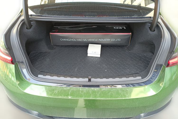 Used BMW i3 2025 eDrive 35 L Trunk