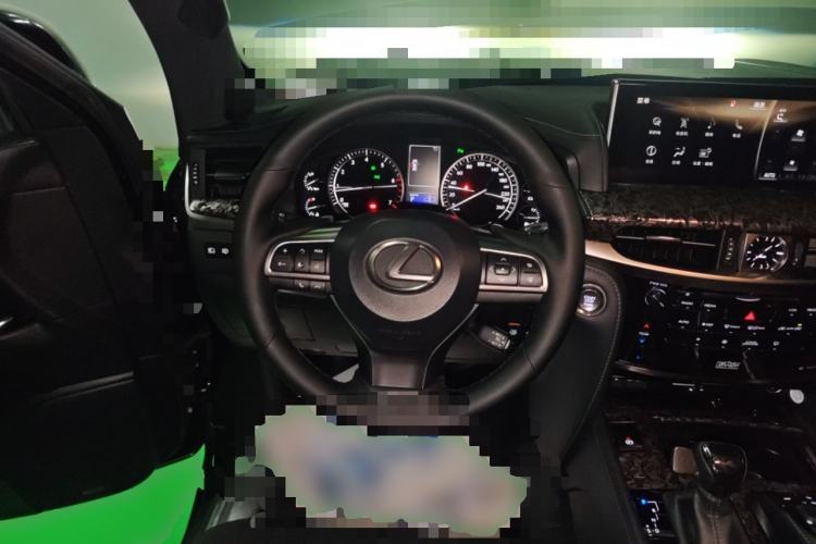 Used Lexus LX 2019 570 Dynamic Luxury Edition Steering Wheel