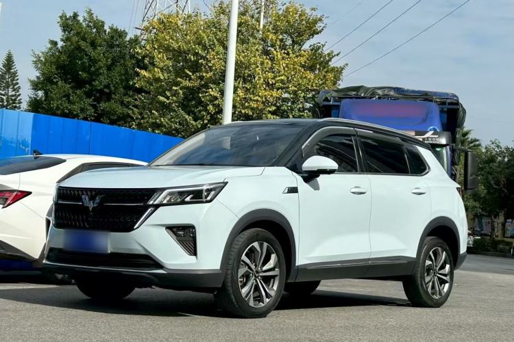 Used Wuling Asta 2022 2.0L DHT Electric-Speed Version