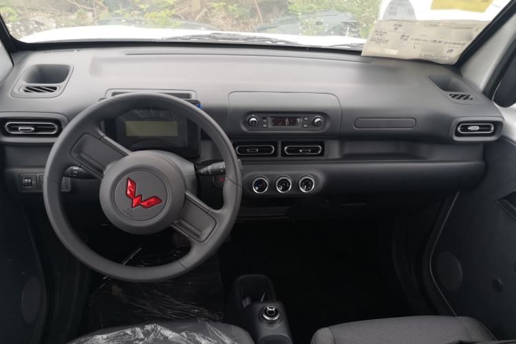 Used Wuling Zhiguang New Energy 2025 Comfort Model