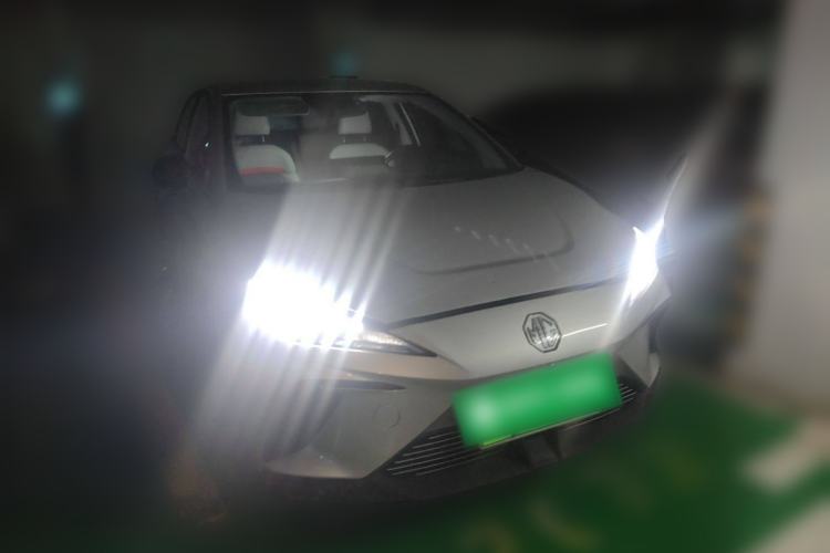 Used MG 4 EV 2023 415 km Range Sea-Faring Champion Edition Front Right 45 Deg