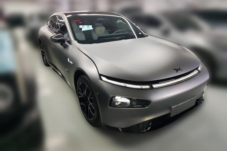 Used XPeng P7 2023 P7i 610 Max Performance Edition Front Right 45 Deg