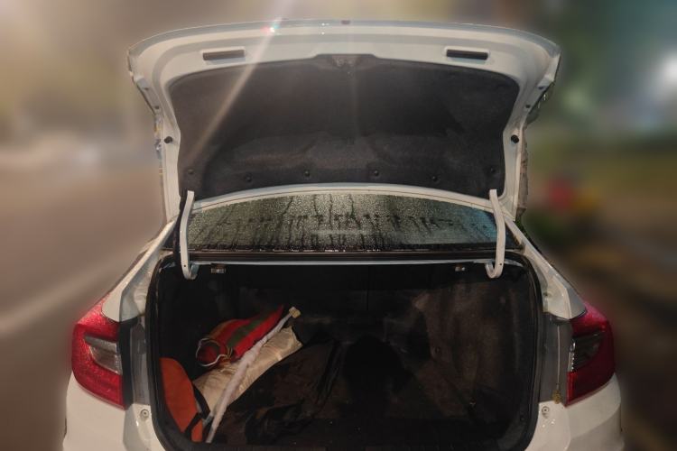 Used Honda Crider 2015 1.8L automatic luxury edition Trunk