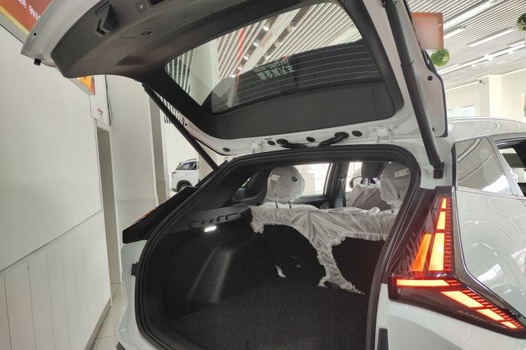 Used Geely Auto Emgrand X7 Sport 2026 Model 1.5TD Aspirational