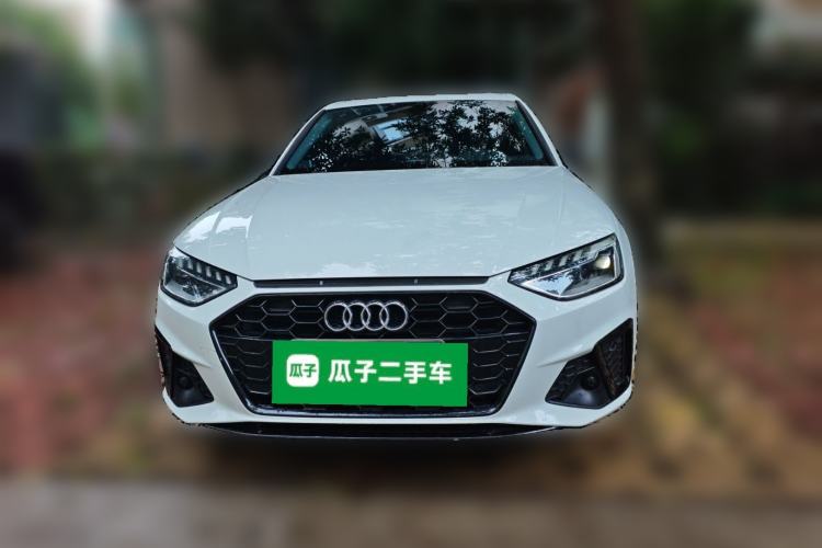 Used Audi A4L 2022 40 TFSI Luxury Dynamic Model
