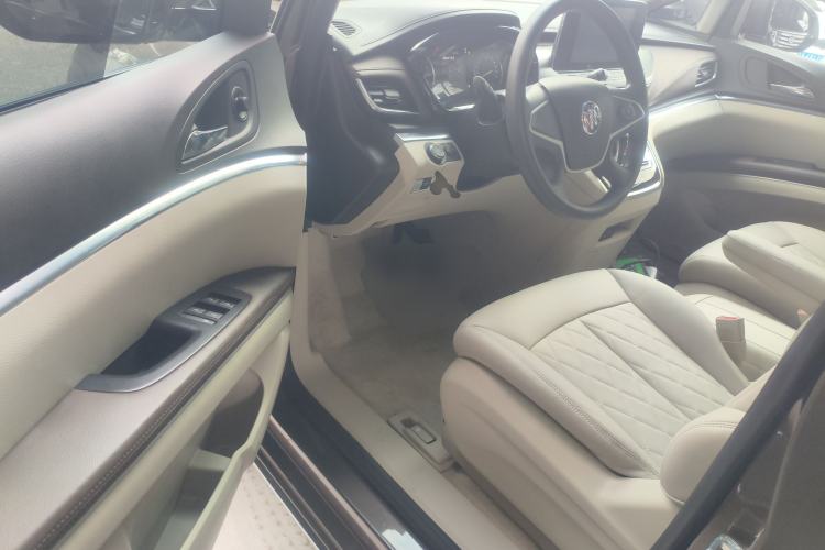 Used Buick GL8 2023 Land Executive Class Comfort Model Driver Seat