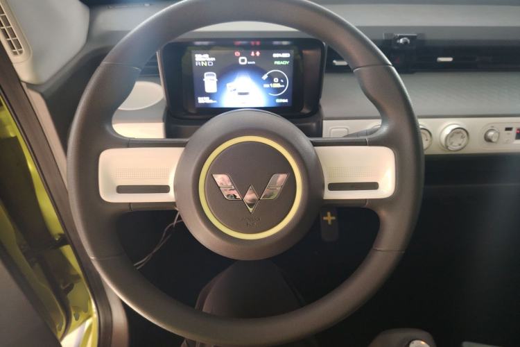 Used Wuling Hongguang MINIEV 2022 GAMEBOY 200km Gaming Edition with Lithium Iron Phosphate
