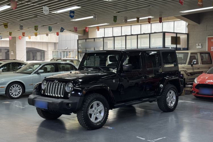 Used Jeep Wrangler 2015 2.8TD Sahara Four-Door Comfort Edition