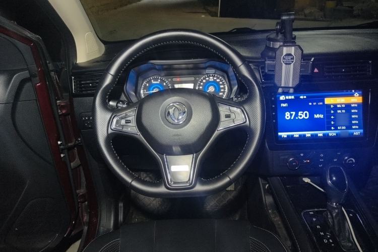 Used Dongfeng Fengon 580 2016 1.5T CVT Luxury Model Steering Wheel