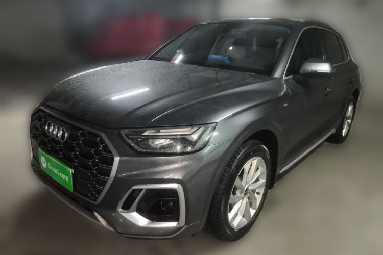 Used Audi Q5L 2022 40T Luxury Dynamic Model Guazi used car, China used car export, Used car for sale, Used cars, Cheapest cars for sale
