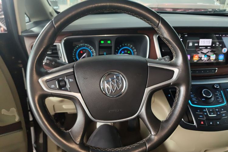 Used Buick GL8 2015 2.4L Luxury Business Premium Edition Steering Wheel