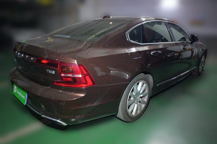 Used Volvo S90 2020 Facelift T5 Smart & Luxurious Edition