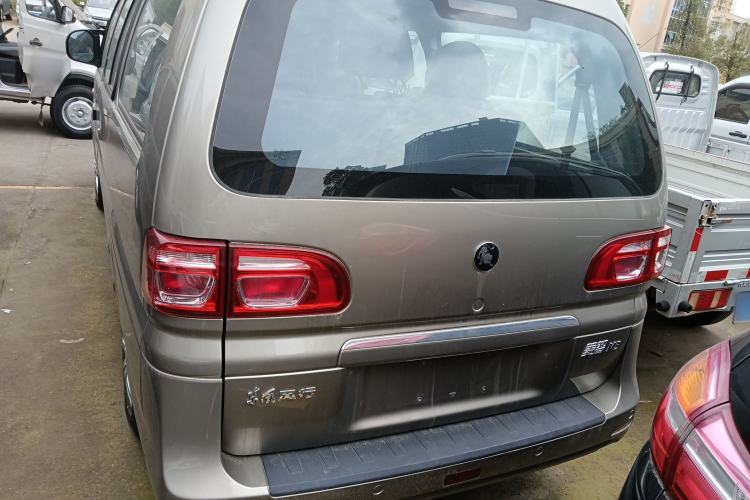 Used FORTHING Lingzhi 2024 M5L 1.5T Manual Base Model 7 Seats
