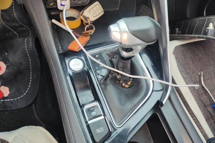 Used Dongfeng Aeolus AX7 2019 1.6T Automatic AI Pioneer Model China V Standard Gear Lever