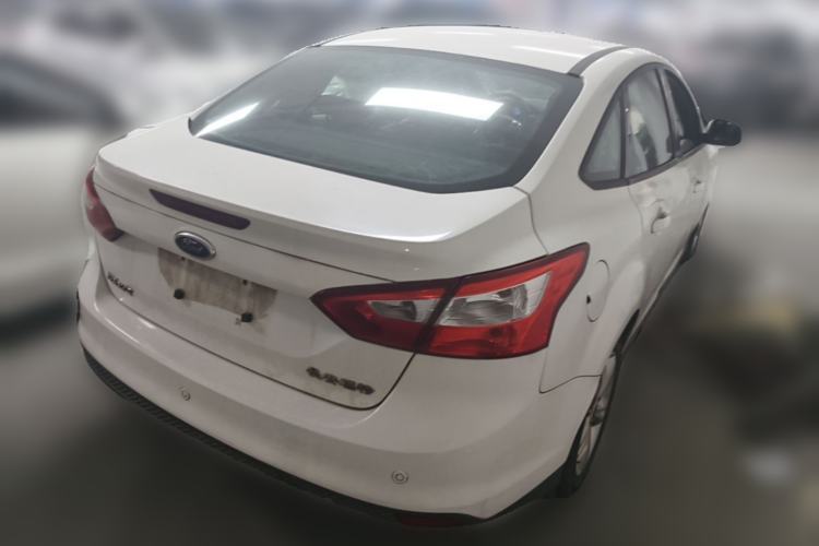 Used Ford Focus 2012 Sedan 1.6L Automatic Fashion Edition
