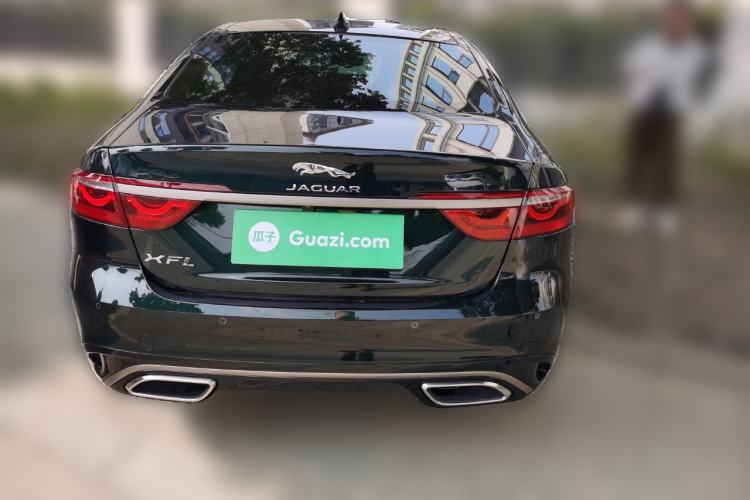 Used Jaguar XFL 2025 Model—2.0T P250, Two-Wheel Drive, Premium Luxury Edition