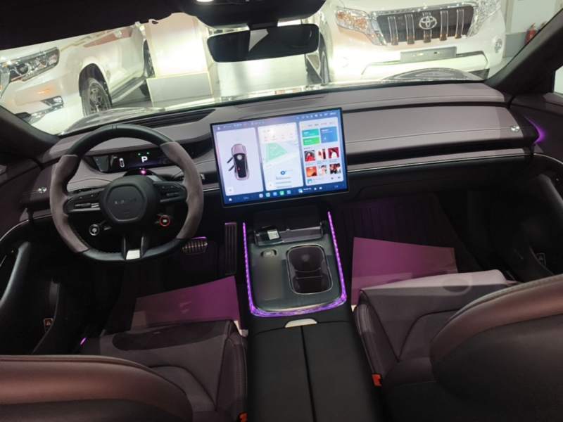 Used Xiaomi Auto SU7 2024 Four-Wheel Drive Ultra-Long Range Advanced Intelligent Driving Max Edition — 9