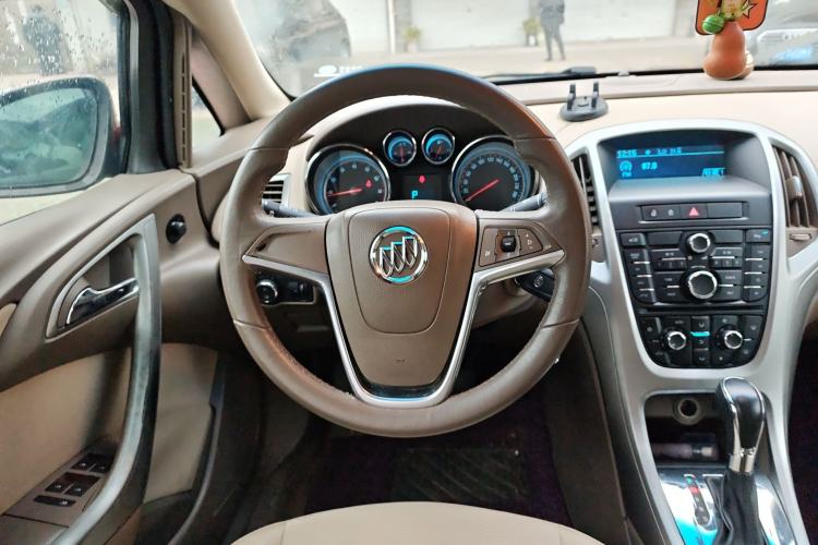 Used Buick GT 2010 GT 1.6L Automatic Fashion Edition