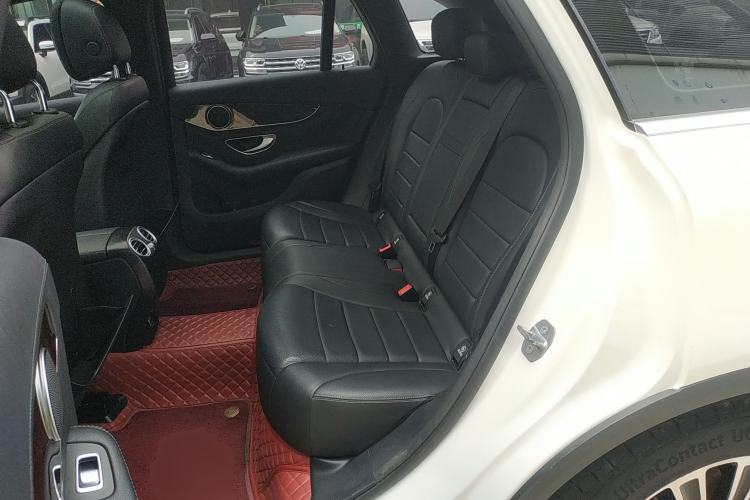 Used Mercedes-Benz GLC 2019 GLC 260 L 4MATIC Dynamic Model Interior 4