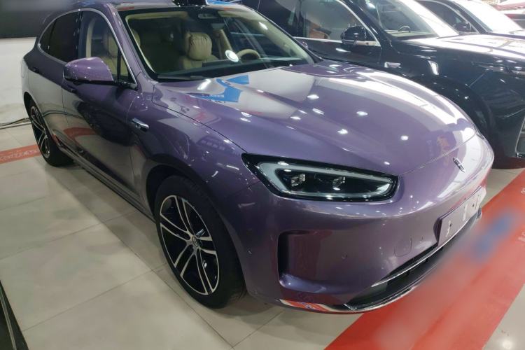 Used Hima AITO M5 2025 Extended-Range Ultra All-Wheel-Drive Version Front Right 45 Deg