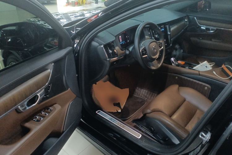 Used Volvo S90 2024 B5 Zhiyuan Luxury Edition