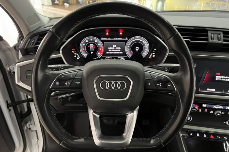 Used Audi Q3 2022 35 TFSI Fashion Dynamic Model